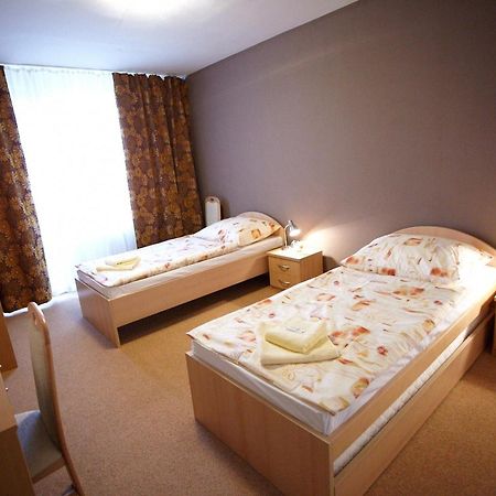 Hotel Spectrum Трнава Номер фото