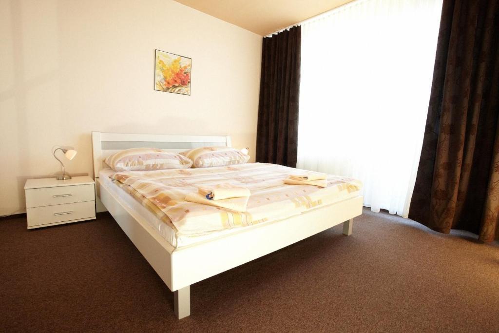 Hotel Spectrum Трнава Номер фото